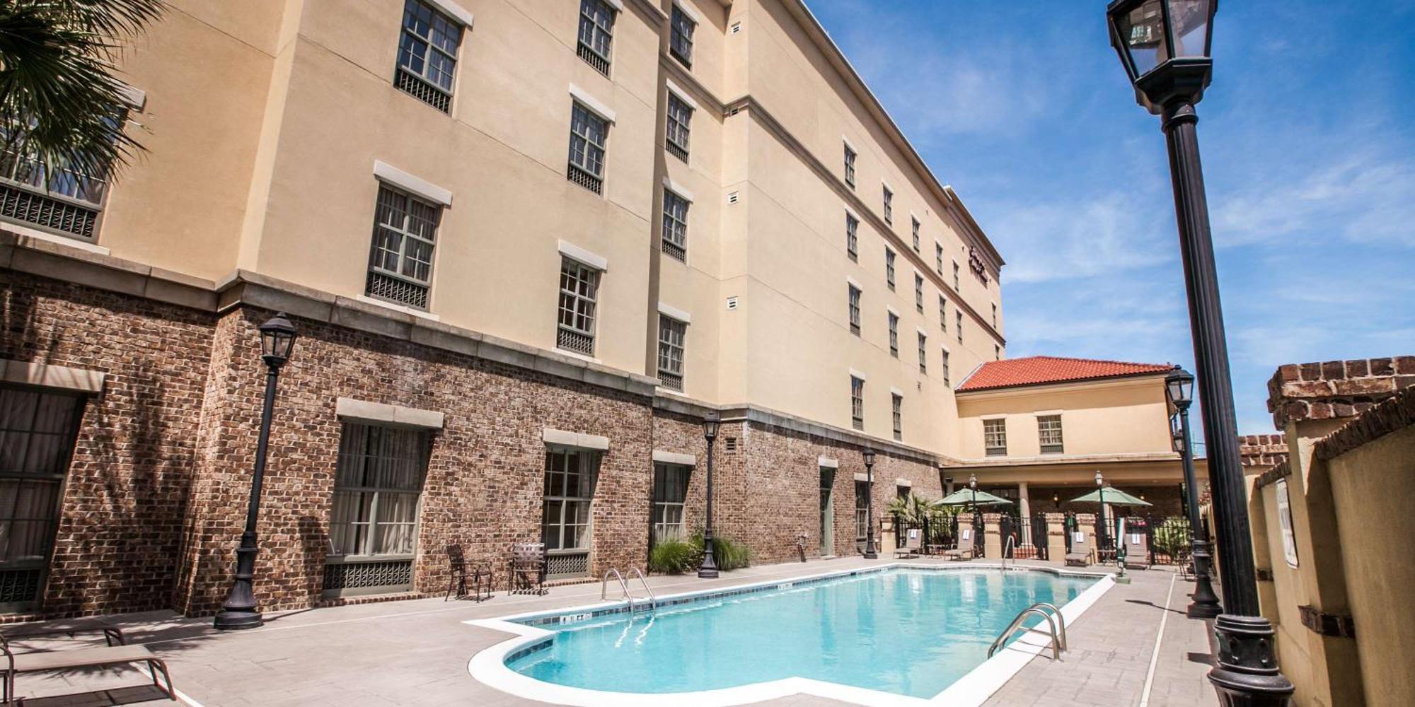 Hampton Inn & Suites Savannah Historic District Exterior foto