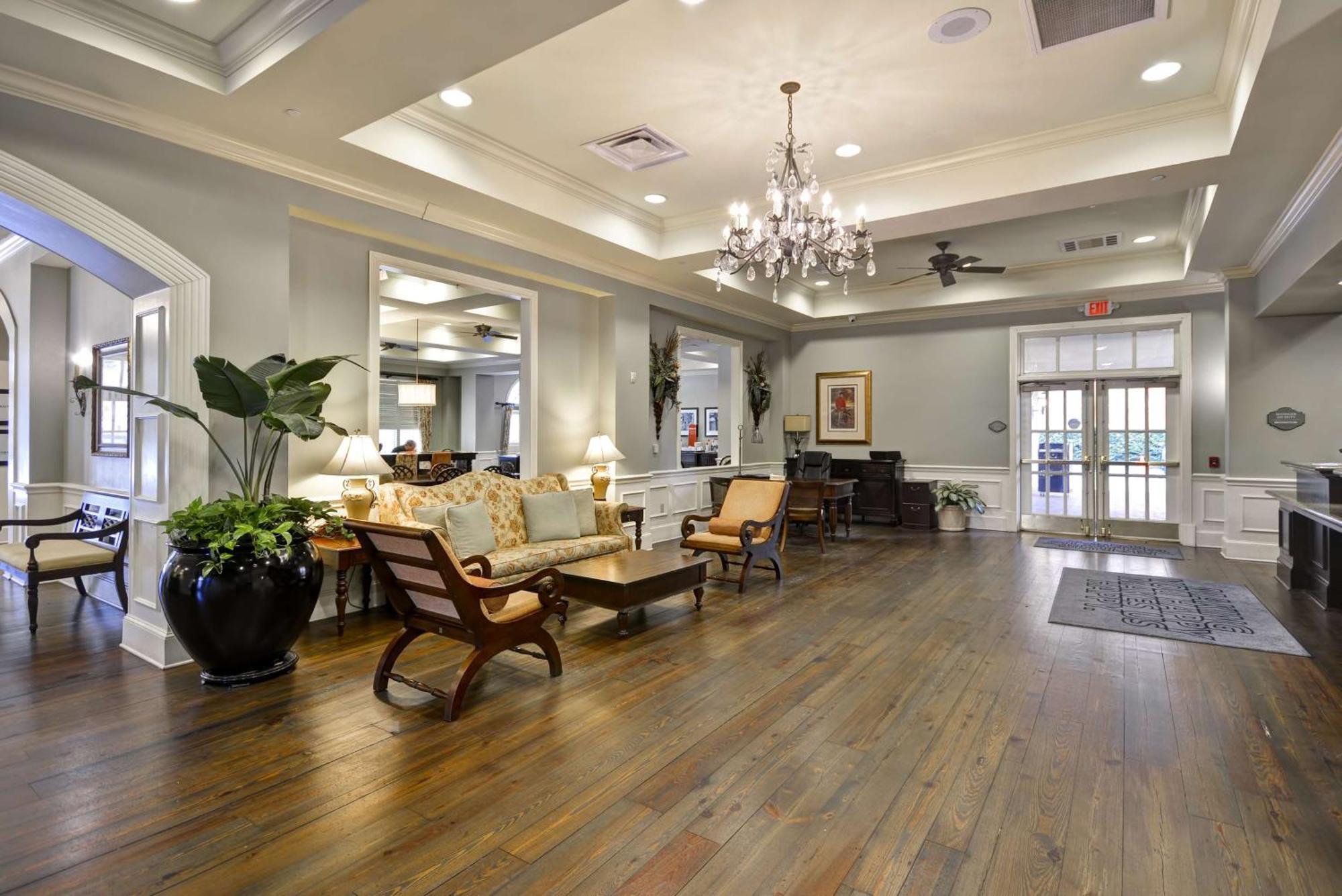 Hampton Inn & Suites Savannah Historic District Exterior foto